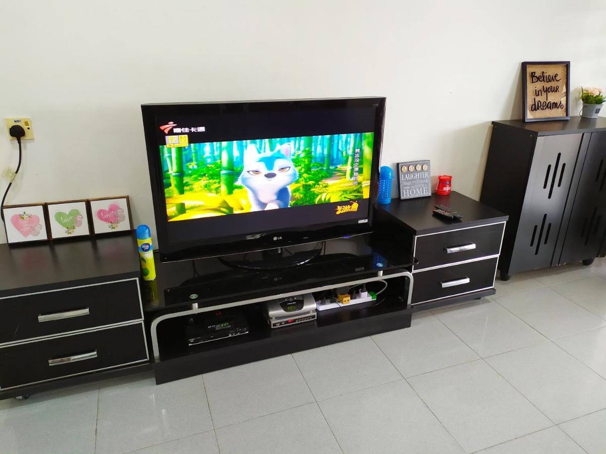Victoria Homestay Sibu - Next To Shopping Complex & Large Car Park Area With Autogate Buitenkant foto