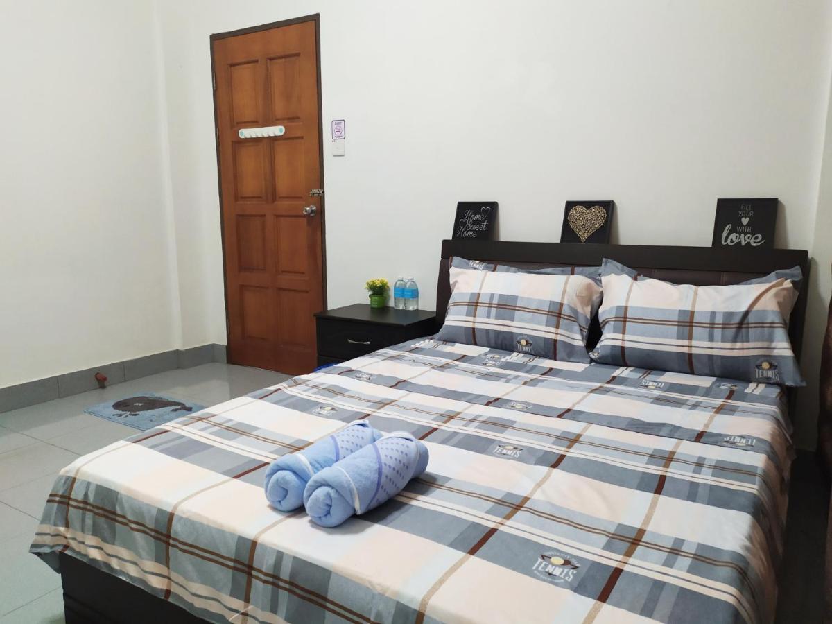 Victoria Homestay Sibu - Next To Shopping Complex & Large Car Park Area With Autogate Buitenkant foto